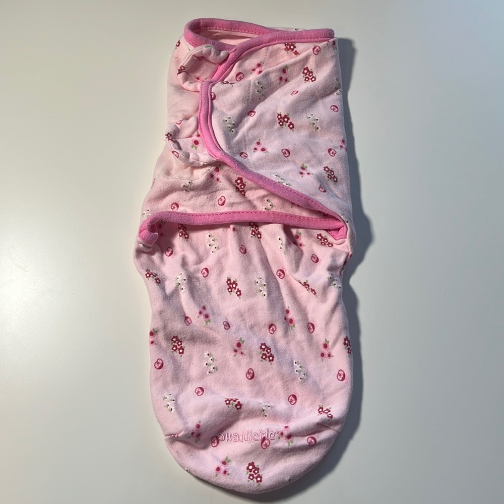 BundleMe Pink Swaddle Sm/Med 7-14 lbs